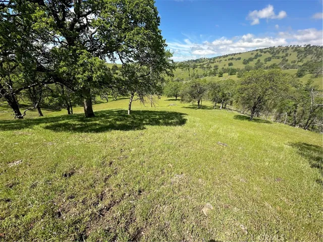 3869 Old Toll Road, Mariposa, California 95306