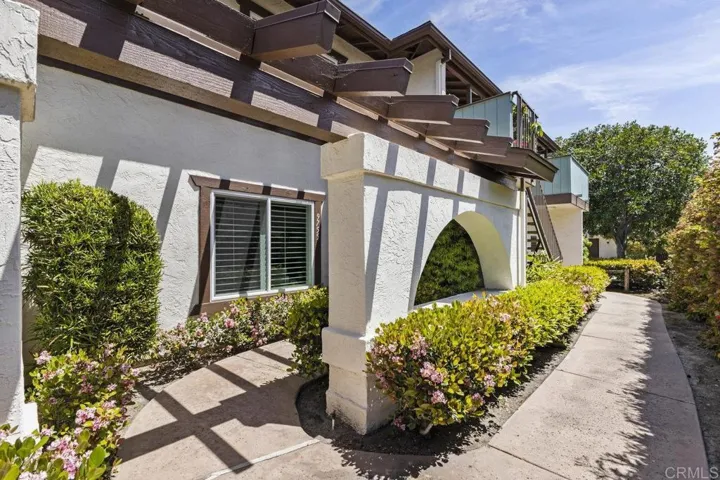 9755 Caminito Cuadro, San Diego, California 92129