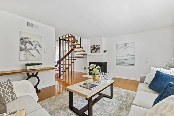 9755 Caminito Cuadro, San Diego, California 92129