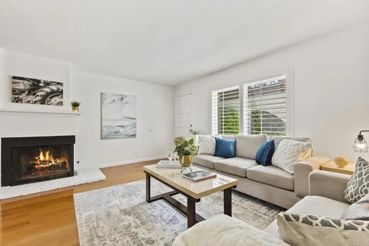 9755 Caminito Cuadro, San Diego, California 92129
