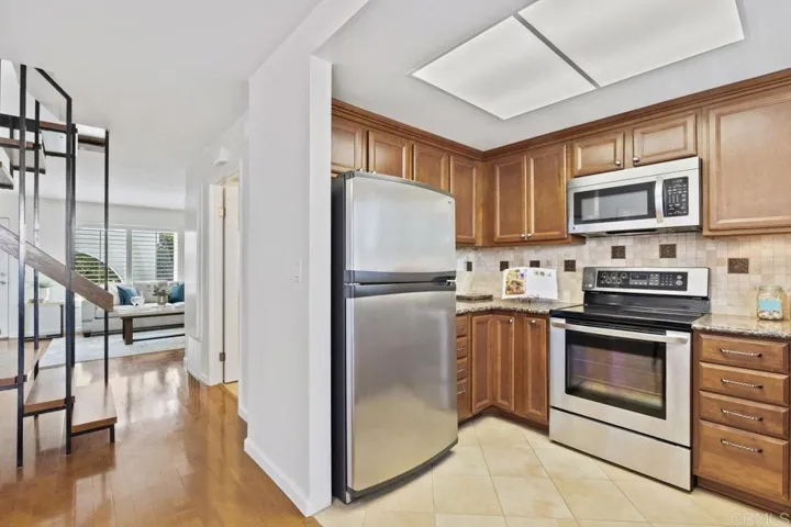 9755 Caminito Cuadro, San Diego, California 92129