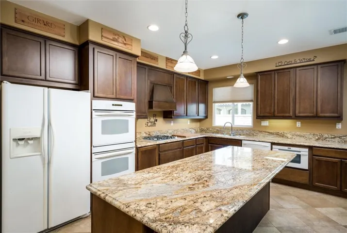 31416 Northcrest Court, Menifee, California 92584