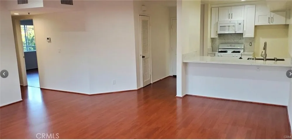 2616 Canada Boulevard 308, Glendale, California 91208