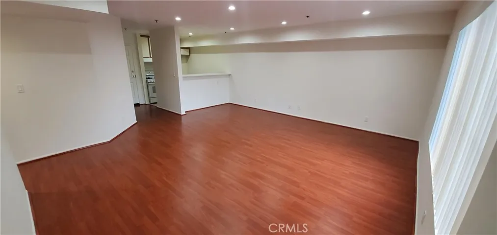 2616 Canada Boulevard 308, Glendale, California 91208