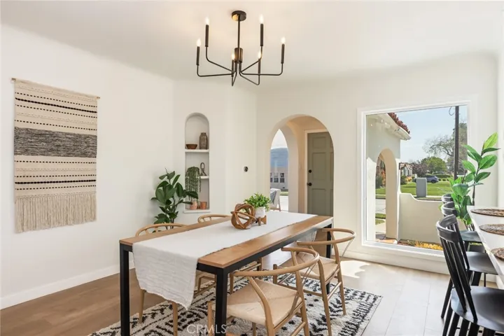7525 8th Avenue, Los Angeles, California 90043