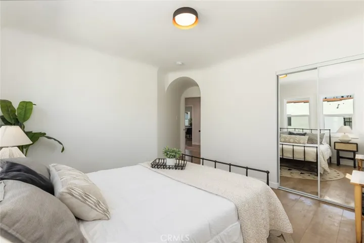 7525 8th Avenue, Los Angeles, California 90043