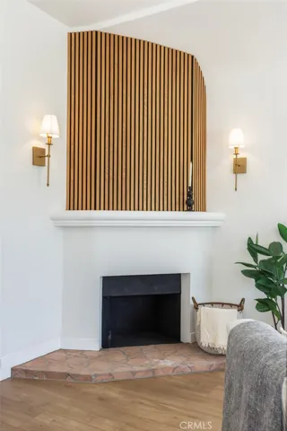 7525 8th Avenue, Los Angeles, California 90043