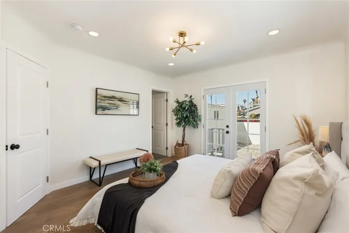 7525 8th Avenue, Los Angeles, California 90043
