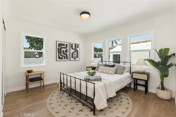 7525 8th Avenue, Los Angeles, California 90043