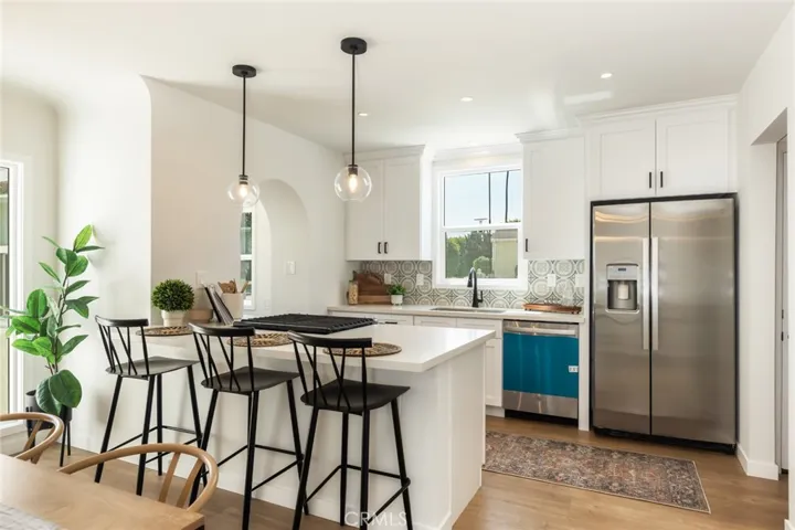 7525 8th Avenue, Los Angeles, California 90043