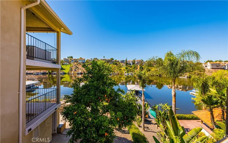 22601 Blue Teal, Canyon Lake, California 92587