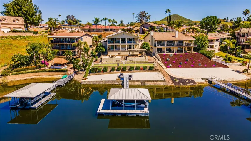 22601 Blue Teal, Canyon Lake, California 92587