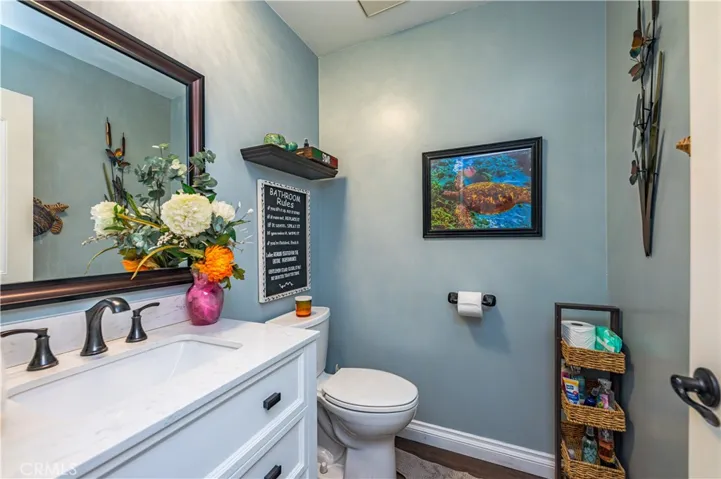 22601 Blue Teal, Canyon Lake, California 92587