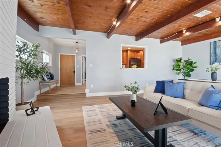 6012 Amos Avenue, Lakewood, California 90712