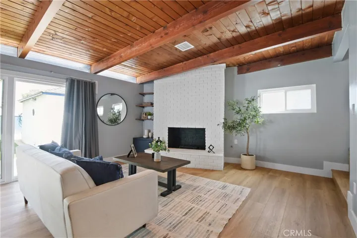 6012 Amos Avenue, Lakewood, California 90712