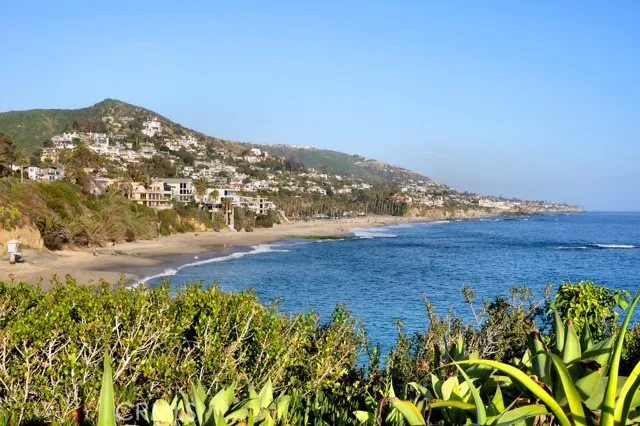 Laguna Beach just 7 miles away