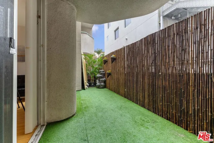 1310 N Detroit Street 207, Los Angeles, California 90046