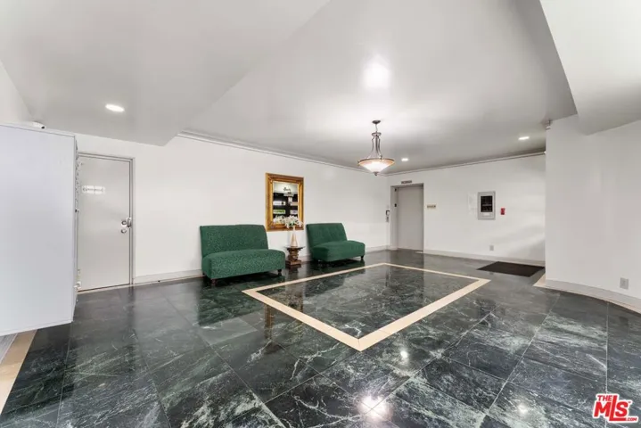 1310 N Detroit Street 207, Los Angeles, California 90046