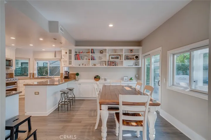 6049 Rustling Oaks Drive, Agoura Hills, California 91301