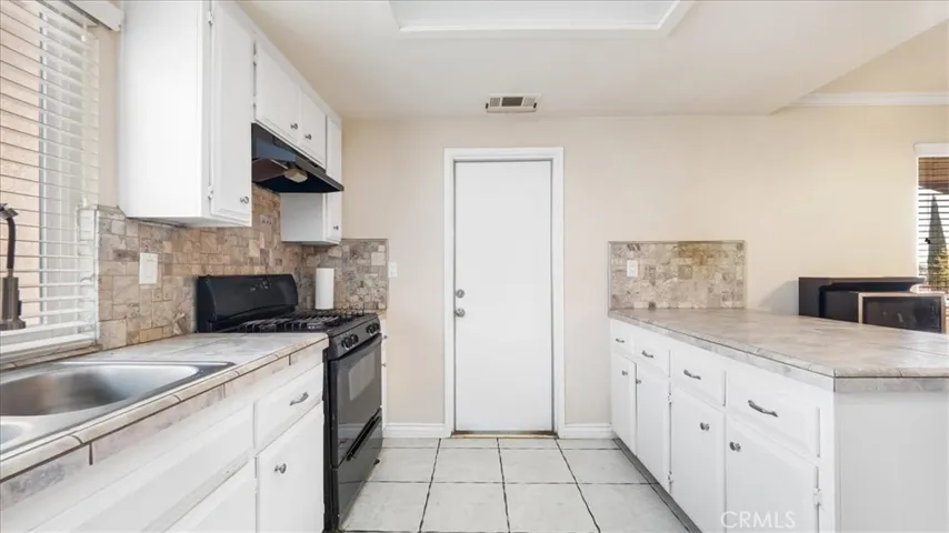 18037 Talisman Street, Hesperia, California 92345