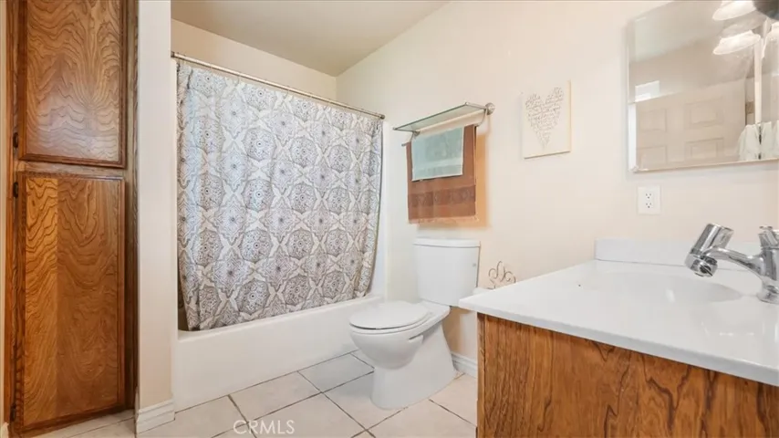 18037 Talisman Street, Hesperia, California 92345