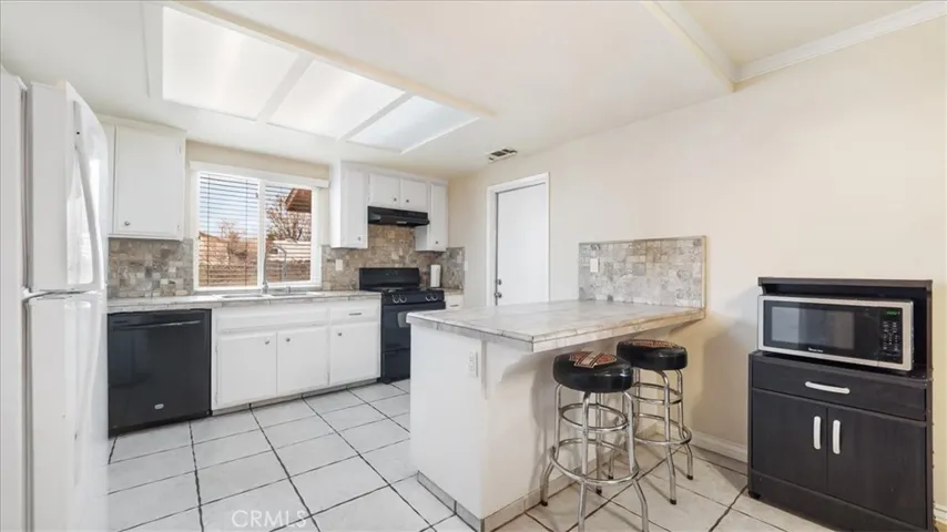 18037 Talisman Street, Hesperia, California 92345