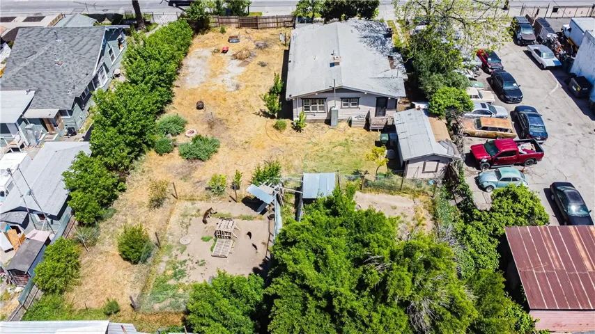537 W 9th Street, San Bernardino, California 92410