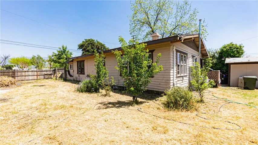 537 W 9th Street, San Bernardino, California 92410