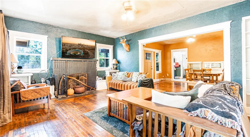 537 W 9th Street, San Bernardino, California 92410