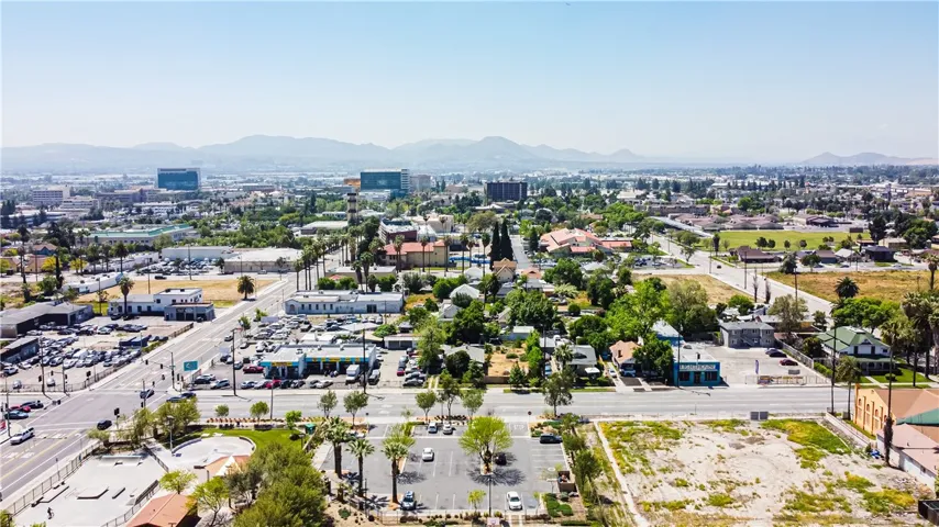 537 W 9th Street, San Bernardino, California 92410