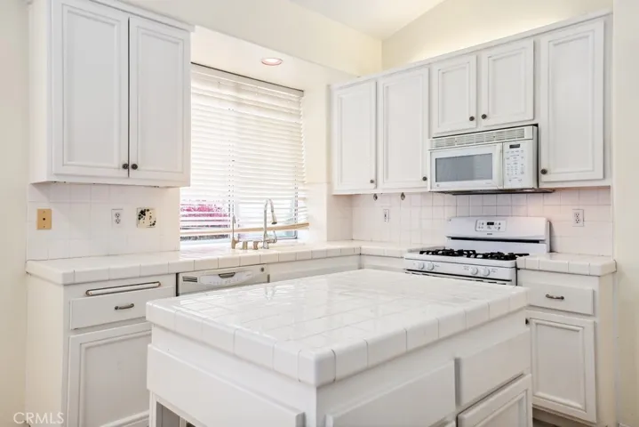 32058 Corte Soledad, Temecula, California 92592