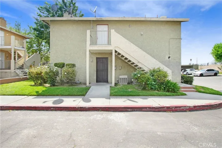 1025 N Tippecanoe Avenue 122, San Bernardino, California 92410