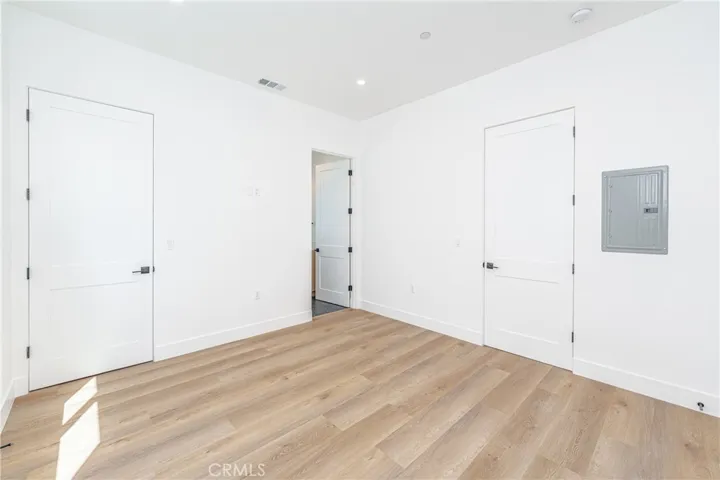 616 1/2 N Rampart Boulevard 1/2, Silver Lake, California 90026