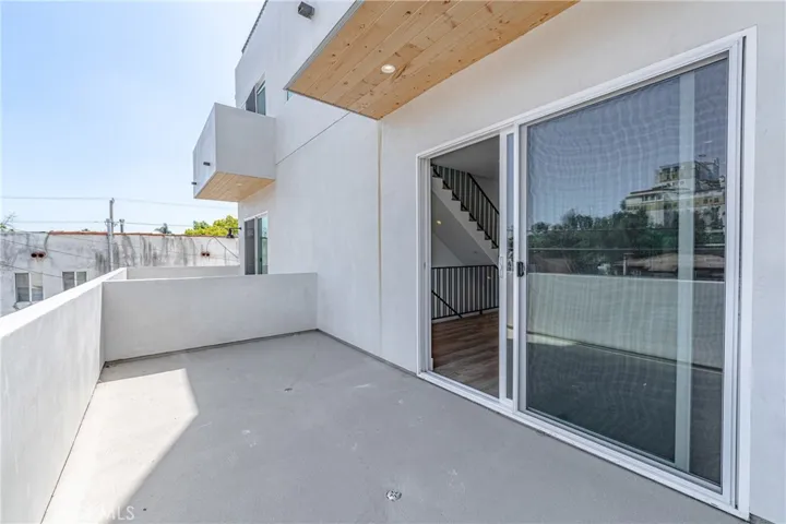 616 1/2 N Rampart Boulevard 1/2, Silver Lake, California 90026