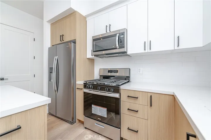 616 1/2 N Rampart Boulevard 1/2, Silver Lake, California 90026