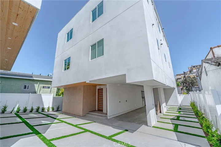 616 1/2 N Rampart Boulevard 1/2, Silver Lake, California 90026