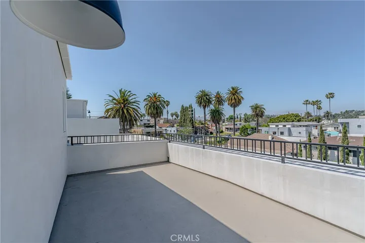 616 1/2 N Rampart Boulevard 1/2, Silver Lake, California 90026