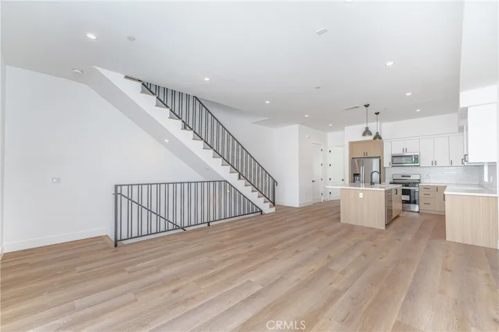 616 1/2 N Rampart Boulevard 1/2, Silver Lake, California 90026