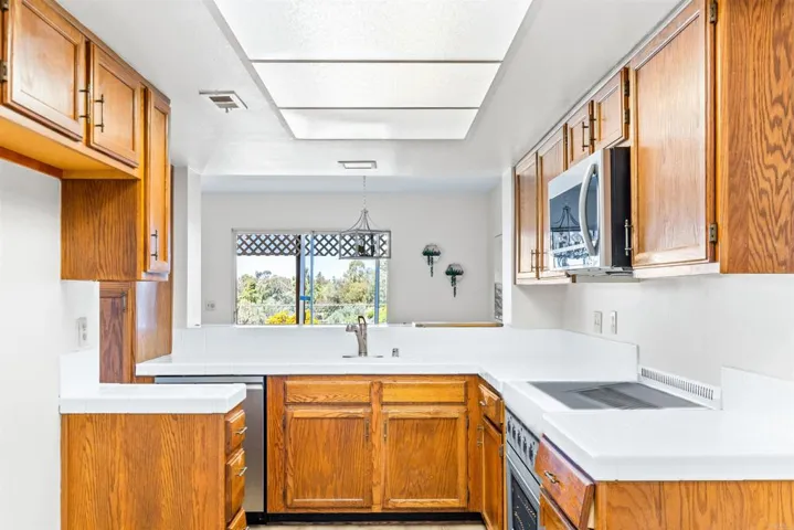 4659 Woodstock Street, Carlsbad, California 92010