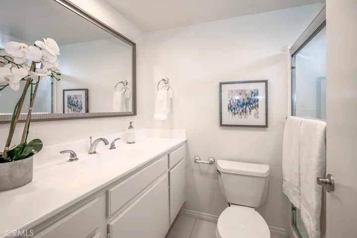 22943 Banyan Place, Saugus, California 91390