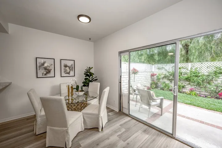 22943 Banyan Place, Saugus, California 91390