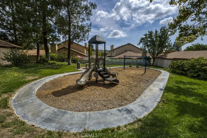 22943 Banyan Place, Saugus, California 91390