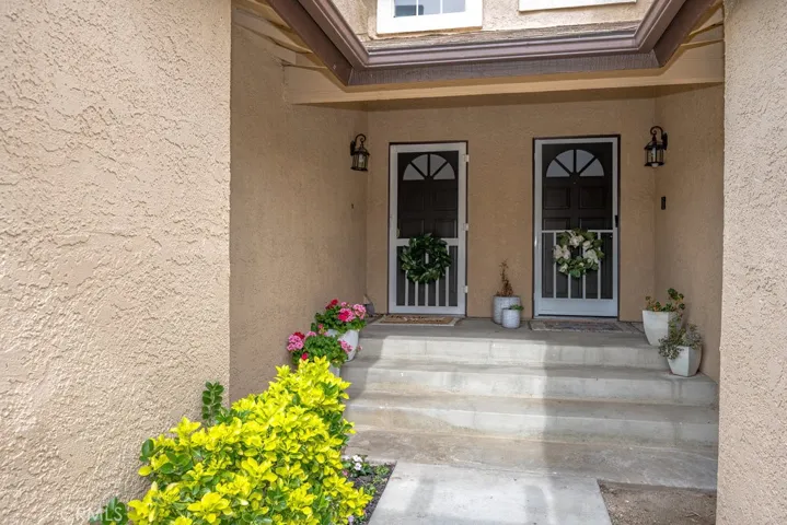 22943 Banyan Place, Saugus, California 91390