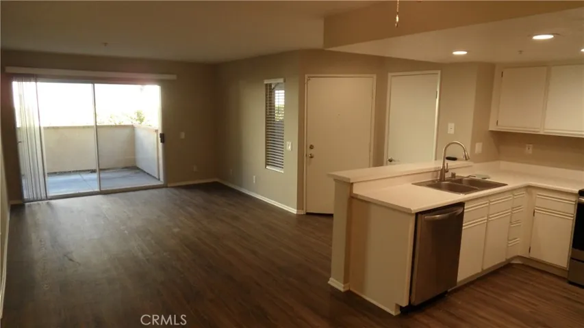 8707 E Indian Hills Road J, Orange, California 92869