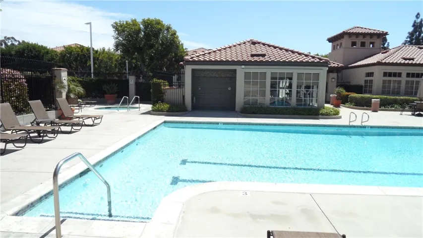 8707 E Indian Hills Road J, Orange, California 92869