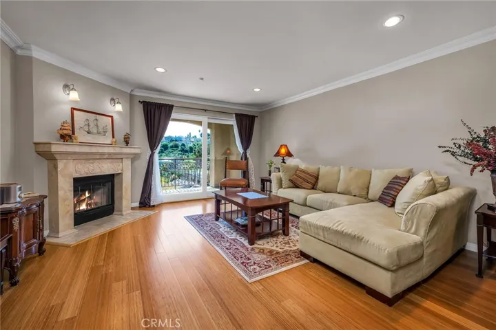 6221 Monterey Road 403, Los Angeles, California 90042