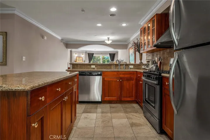 6221 Monterey Road 403, Los Angeles, California 90042