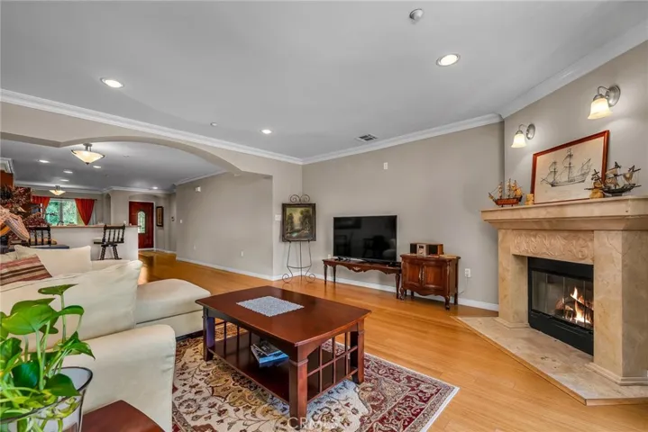 6221 Monterey Road 403, Los Angeles, California 90042