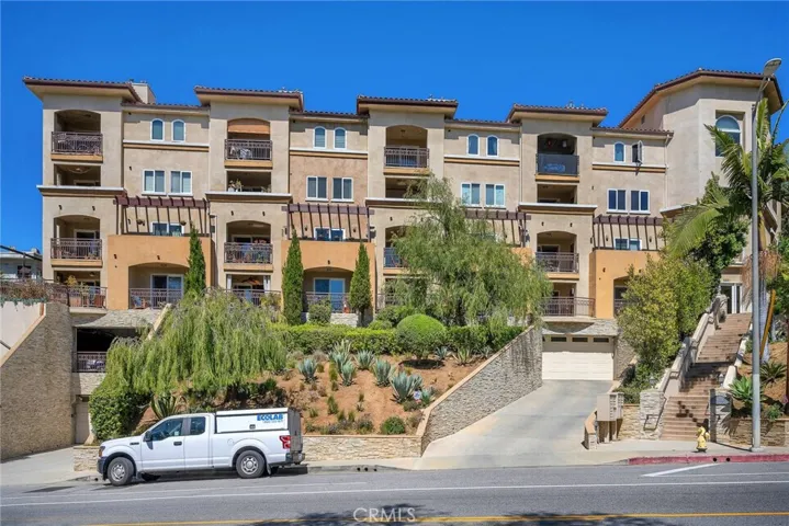 6221 Monterey Road 403, Los Angeles, California 90042