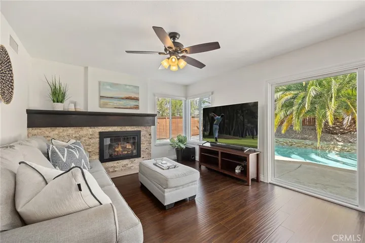 160 S Bonnie Gene Lane, Anaheim Hills, California 92807